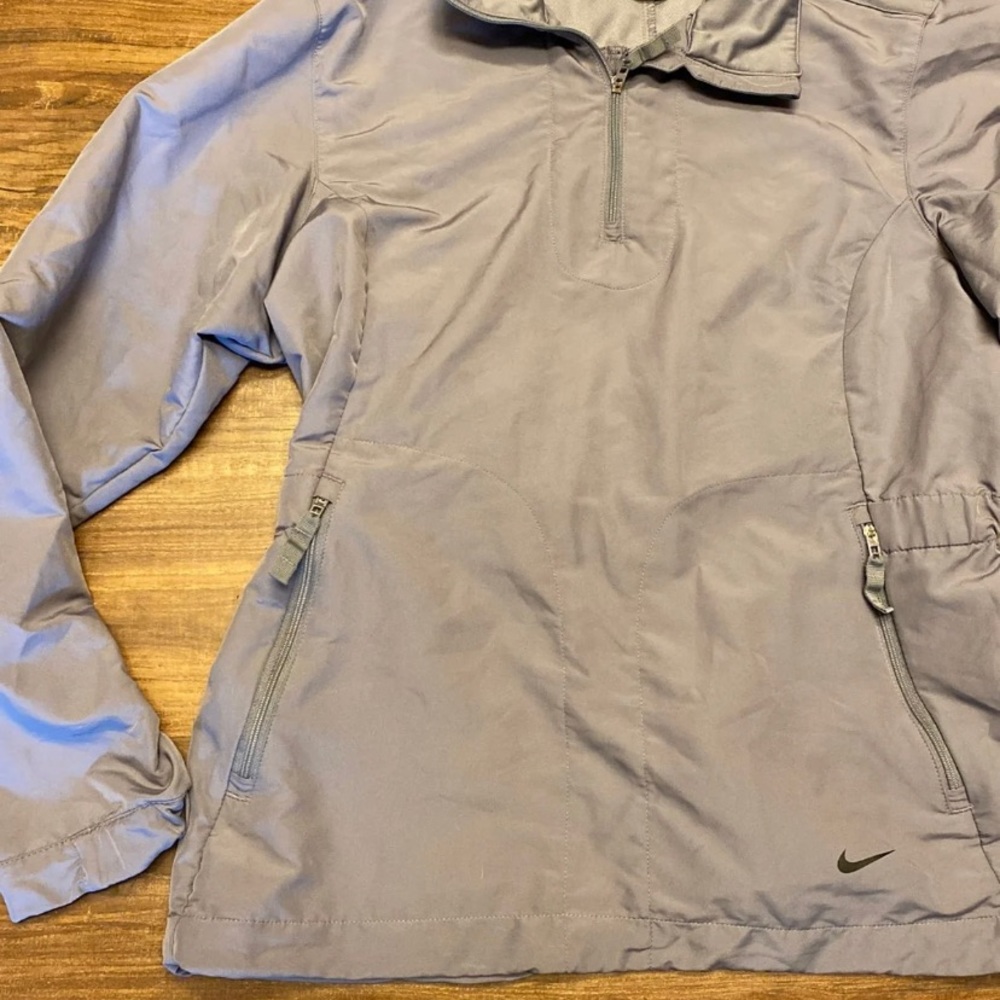 Nike jacket - Picture 2 of 6